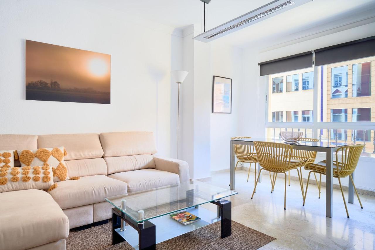 Apartamento 3 Dormitorios Centrico - Parking Incluido Malaga Exterior photo