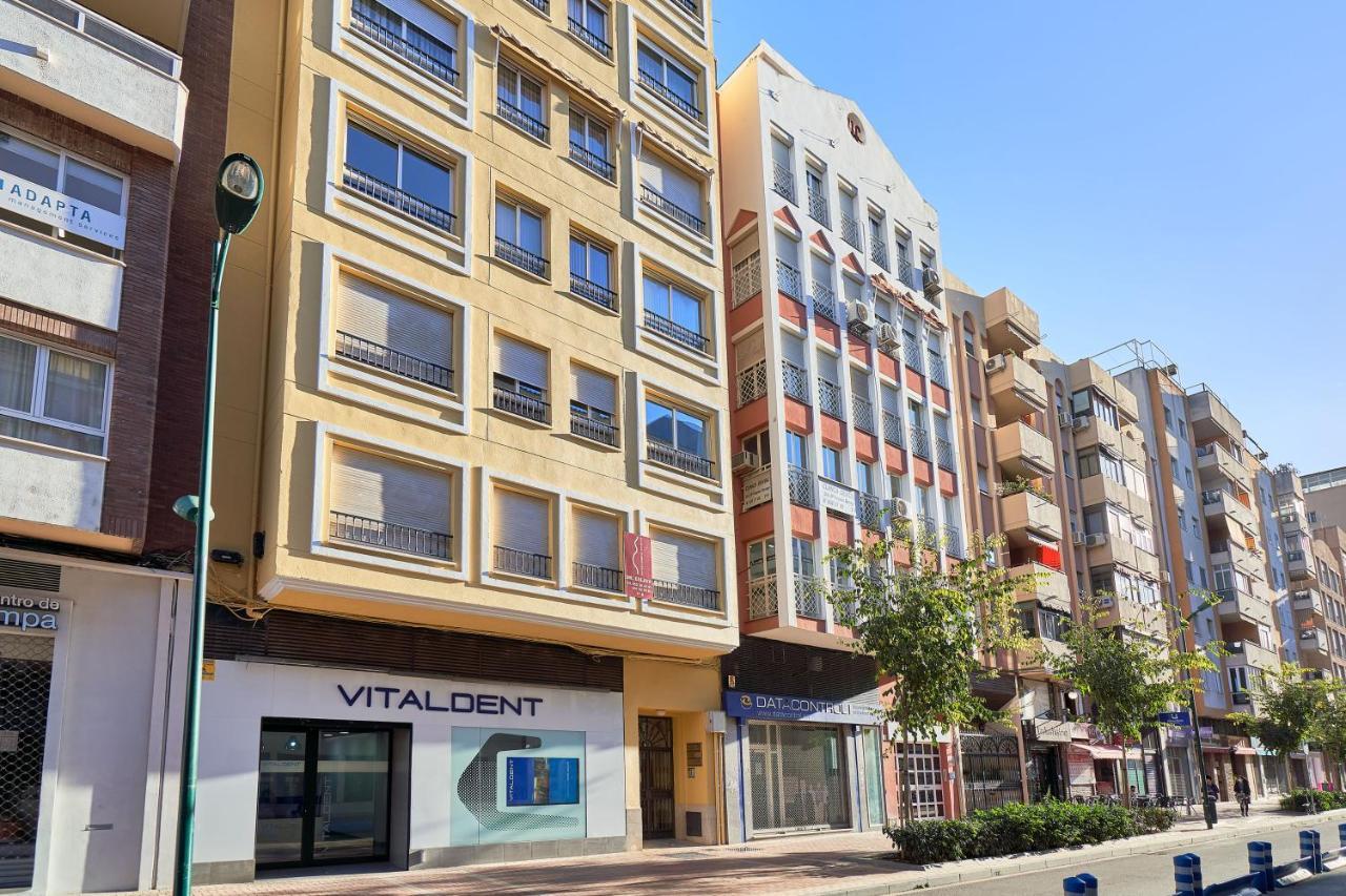 Apartamento 3 Dormitorios Centrico - Parking Incluido Malaga Exterior photo